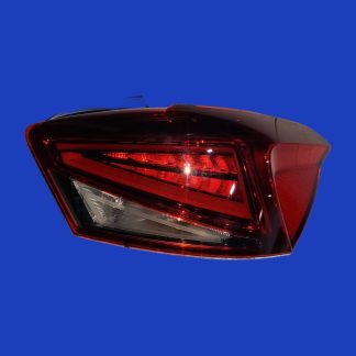 Calavera Exterior Derecha LED Seat Ibiza (2018-2024) | Original Hella 6F0-945-208-H Pequeño Daño